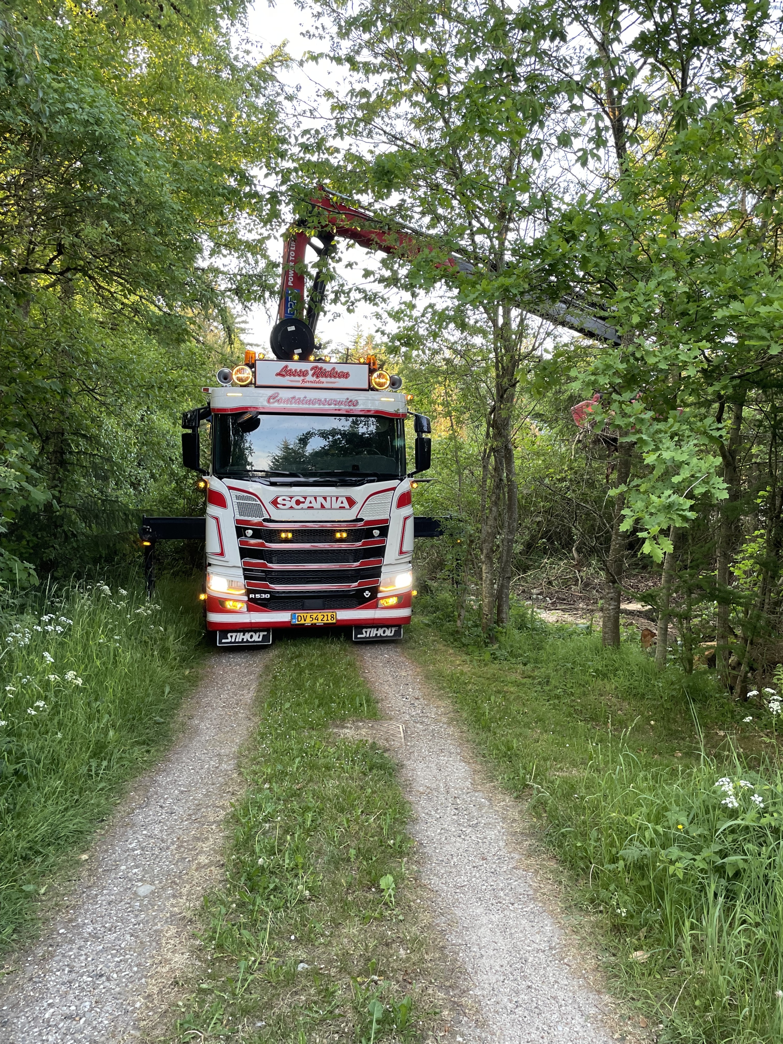 Krankørsel med lastbilkran i svært terræn i Fjerritslev.